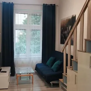 https://new-cosy-studio.karlovyvary-hotels.com