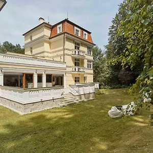 https://spa-villa-dionysus.karlovyvary-hotels.com